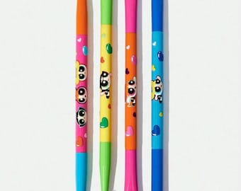 Power Puff Girls Make up Accessories   (Brushes, Sponges, Eyelash Curler)