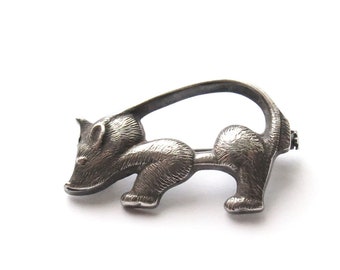 VINTAGE sterling silver bear brooch