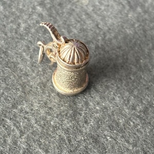 Vintage Sterling Silver 925 Charm Pendant. Opening Beer Tankard/Stein with Detailing. Tankard Opens.
