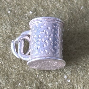Vintage Sterling Silver 925 Charm Pendant. Beer Tankard/Stein with Detailing.
