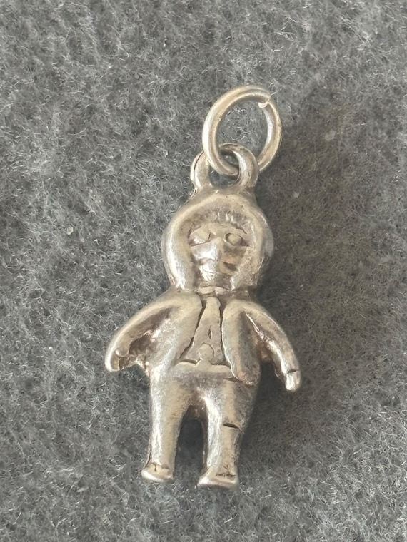 Alaska Inuit Eskimo Billiken Carved Lucky Charm Pendant  Antique Inuit American Eskimo 1st People Small Painted Bracelet Charm display picture 1