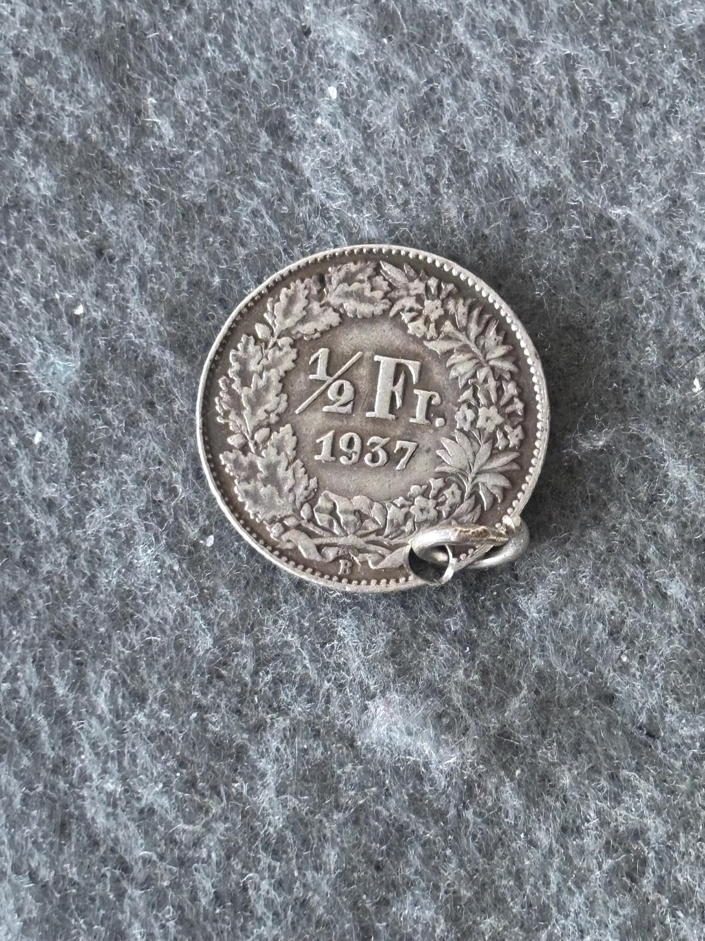 スイスフラン 5,2,1,ハーフ,フラン 1960年代 銀貨 4枚セット スイスフランコイン 5,2,1,ハーフ,フラン 1960年代 銀貨 4枚セット