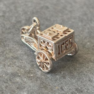 CHIM Vintage Sterling Silver 925 Charm Pendant. Articulated / Mechanical Ice Cream Cart Tricycle. Wheels Spin