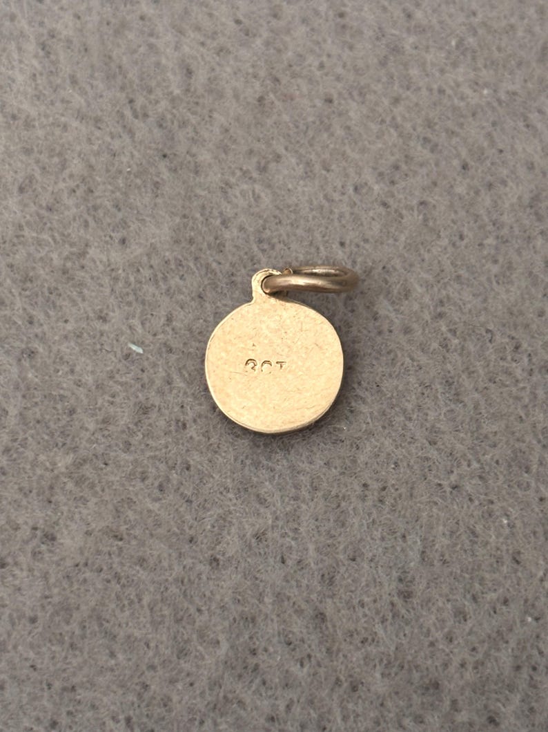 Vintage 9ct 9 Carat gold Charm 375. 0.54g. Small Saint Christopher Medallion. St. image 2