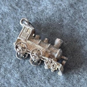Exquisite Detail Vintage Sterling Silver 925 Charm Pendant. Steam Engine Train Locomotive.