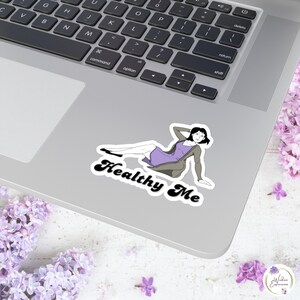 Motivationsaufkleber, Mädchen Power Aufkleber, Laptop Tablet Notebook Retro Aufkleber, Empower Vinyl Aufkleber, Frauen Inspiration GESUND ME Aufkleber
