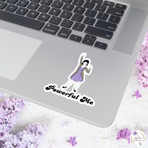 Motivationsaufkleber, Mädchen Power Aufkleber, Laptop Tablet Notebook Retro Aufkleber, Empower Vinyl Aufkleber, Frauen Inspiration POWERFUL ME Aufkleber