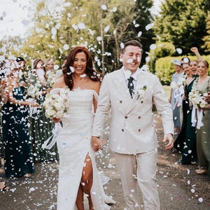 Biodegradable Confetti | White & Ivory Paper Confetti | 7 Handfuls + image 3