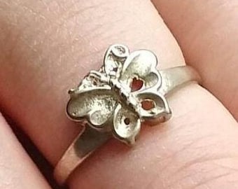 Sterling Silver Ring Butterfly 925 Artisan Vintage Retro That 70s Show Pretty Groovy Size 7.25 Diamond Cut Minimalist Dimensional Cut Out