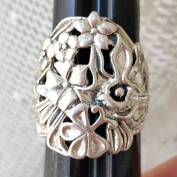 Sterling Silver Ring Statement 925 Flowers Butter… - image 2