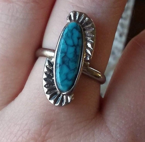 Turquoise Ring Navajo Style Lucite Cab Faux Stone… - image 6