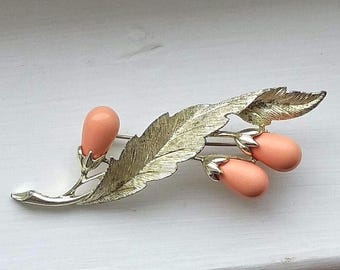Statement Brooch Pin Thermoset Mad Men Beautiful Bittersweet 1962 Salmon Coral Mid Century SARAH COV Signed Sarah Coventry Peach Flower Bold