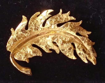 Leaf Brooch Pin Vintage Statement Fall Stylized Designer Signed Mamselle Mid Century Modern High Relief Mad Men Gold Diamond Cut Dimensional