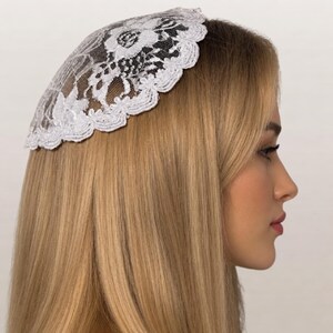 White Lace Head Covering Doily Headpiece Prayer Covering Hair Accessory Lace Chapel Cap Hair Doilies Religious Headcover Bridal Headpiece