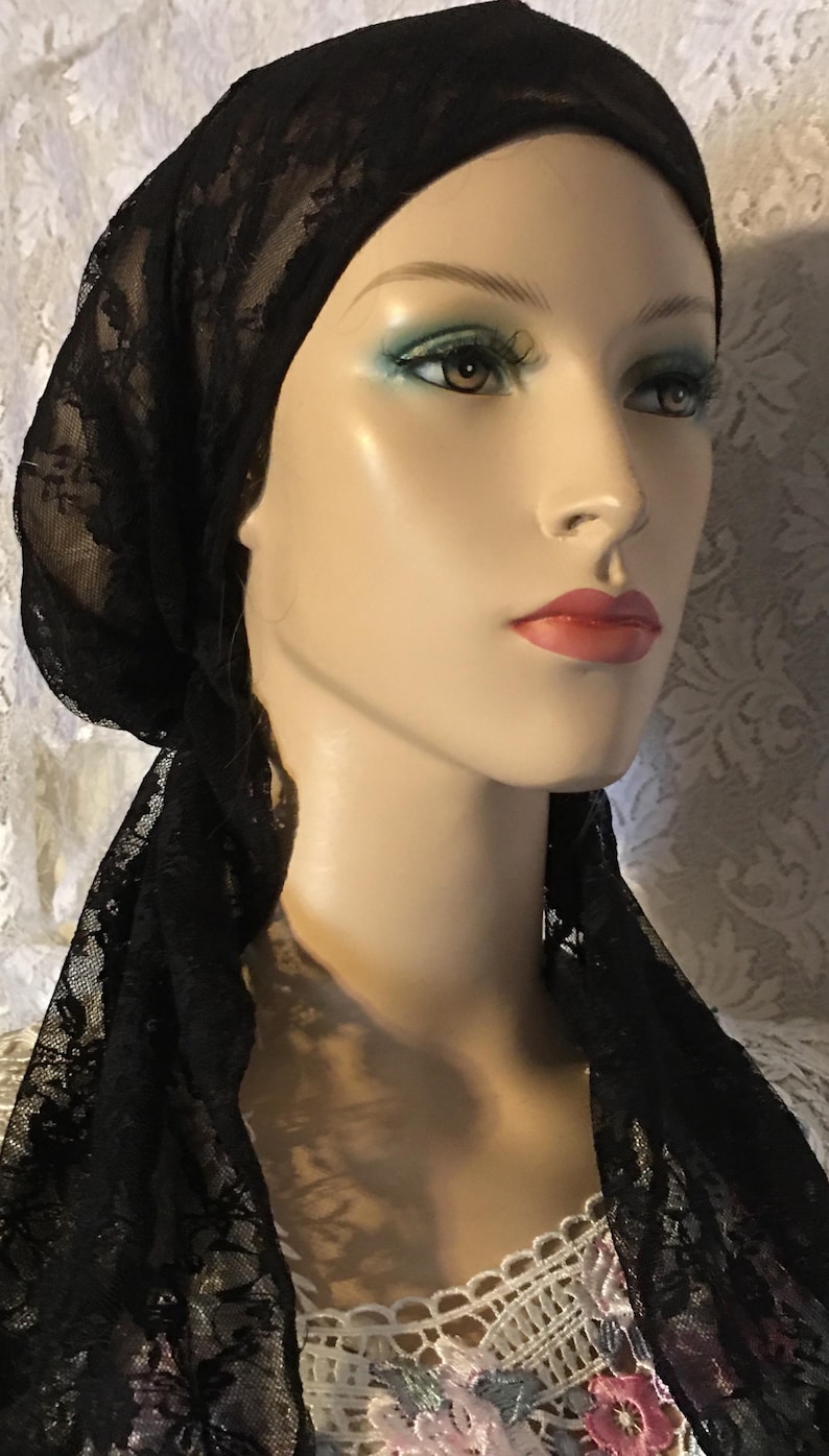 Elegant pre-tied tichel for cancer patients. Women’s black lace headscarf for chemo treatment.