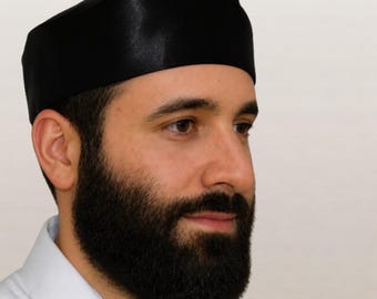 Cobertura para kipá de SATÉN NEGRO BUCHARIAN • Cobertura para kipá • Kipá judía • Sombrero para Bar Mitzvá • Yarmulke • Kipá • Kipá de boda