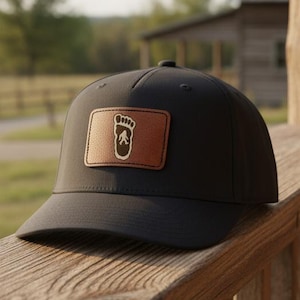 Bigfoot Footprint-hatt, läderkeps, basebollkeps med mittprofil, Sasquatch-hatt, utomhushatt, rustik stil, present till pappa, campare, vandrare, naturälskare