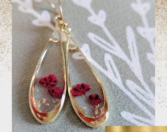 Red Pressed Flower Resin Earrings: Gold Teardrop Botanical Jewelry, Handmade Statement Jewelry, Floral Teardrop Earrings, Flower Jewelry