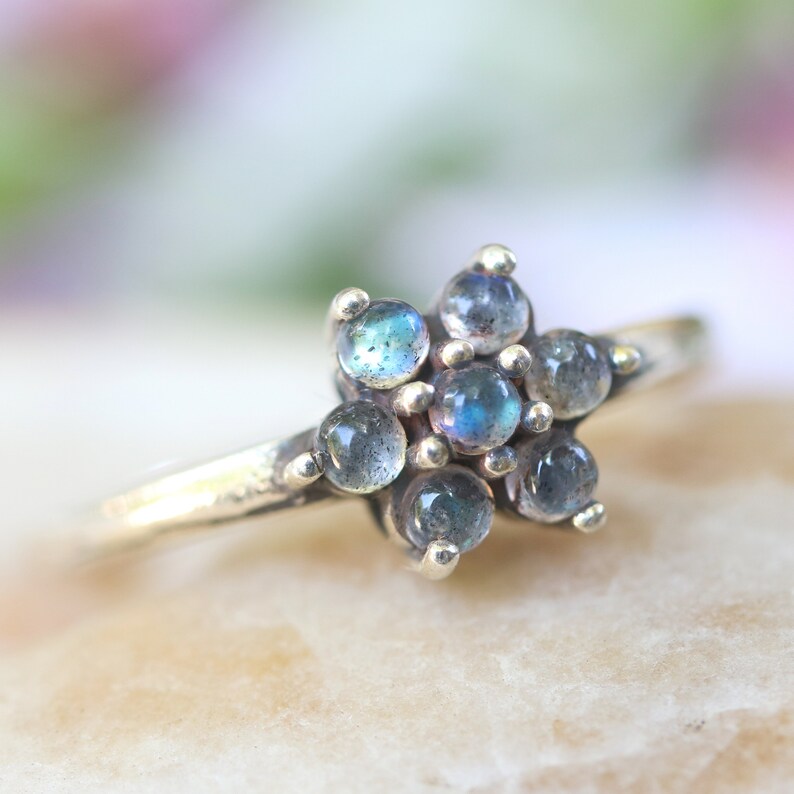 Flower crown ring round cabochon labradorite in silver prongs setting with sterling silver high polished band