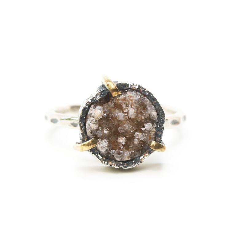 Brown round druzy quartz ring in silver bezel and brass prongs setting with sterling silver hammer texture band