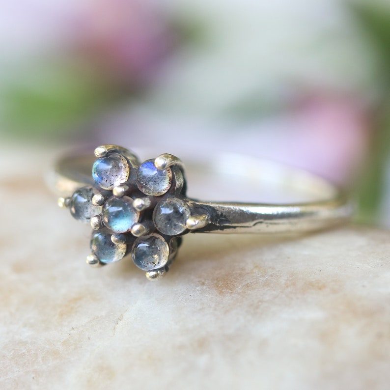 Flower crown ring round cabochon labradorite in silver prongs setting with sterling silver high polished band