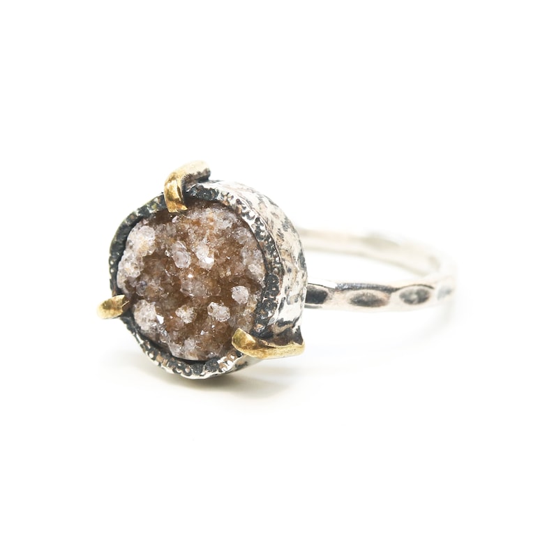 Brown round druzy quartz ring in silver bezel and brass prongs setting with sterling silver hammer texture band