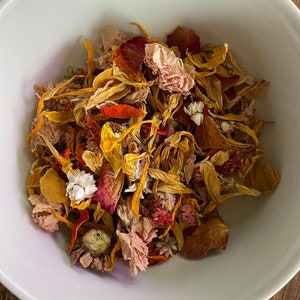 Flower Confetti, Sustainable Dried Flowers, Loose Flowers and Petals for Crafts image 3