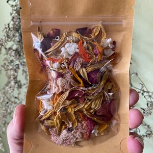 Flower Confetti, Sustainable Dried Flowers, Loose Flowers and Petals for Crafts image 10