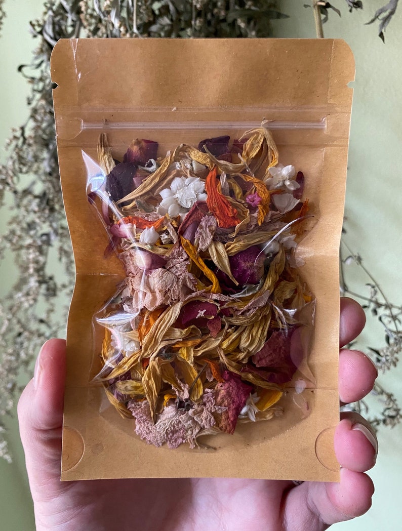 Flower Confetti, Sustainable Dried Flowers, Loose Flowers and Petals for Crafts image 10