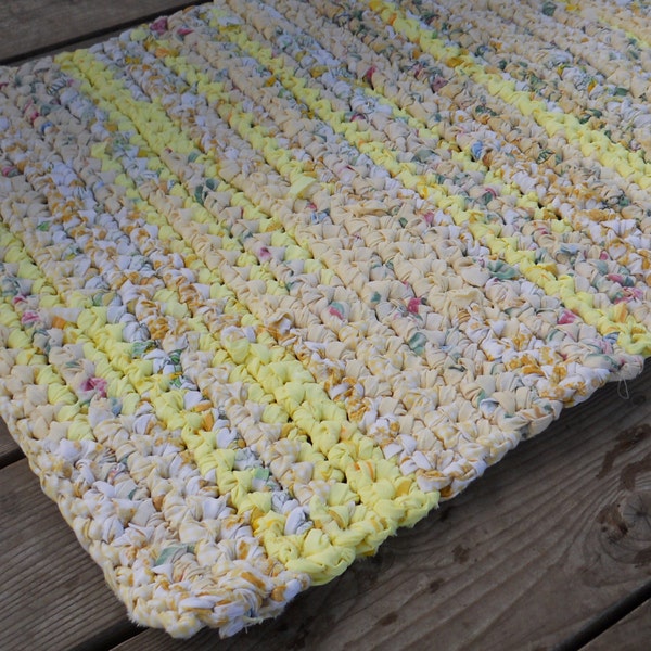 Recycled Rag Crochet Floor Rug Bath Mat Upcycled Ecofriendly Home Decor Soft Yellow