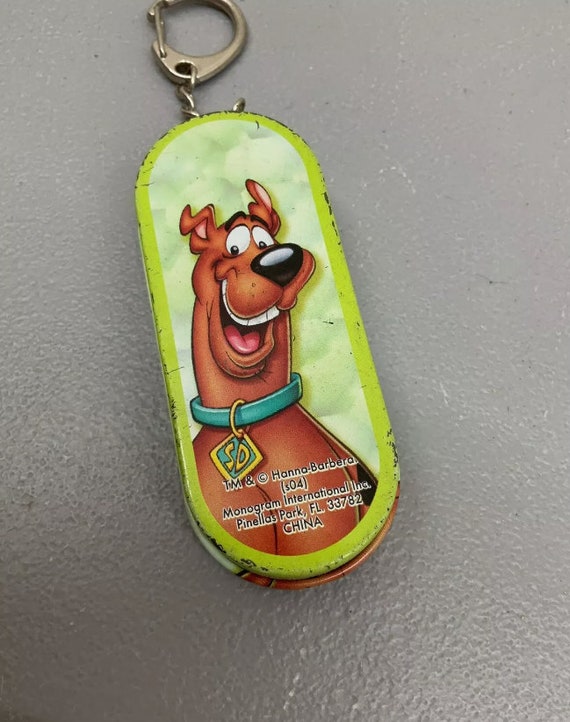 Vintage Scooby-Doo Mystery Machine Keychain Tin C… - image 2