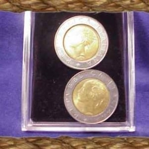 Coin Cufflinks Mens cuff links 500 lire,  minted at the bank of Italy  Italy coin