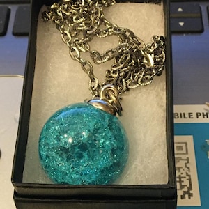 Big Cracked Fried Marble Necklace 24mm.  Gift necklace,  nice chain.