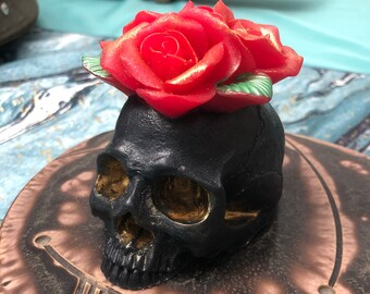 Skull Soap, Black Skull and Roses, Halloween Soap, Day of the Dead