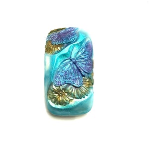 Handcrafted Butterfly Garden Soap Bar - Refreshing Spring Gift for Bath Time Bliss