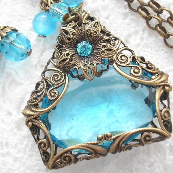 ANGELS FUNDRAISER - Vintage Czech glass pendant in aquamarine