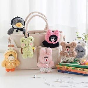 小物 sticky zoo BAG CHARMS & KEYCHAINS ALPHABET CHARM – Sticky Zoo®