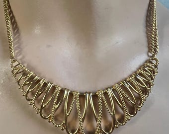 Vintage Gold Tone Textured Rope Openwork Bib Collar Statement Necklace Glam 80s
