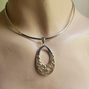 Two Tone Reversible Omega Chain Necklace Gold Silver Scroll Pendant Vtg 1990s