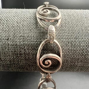 Y2K Brighton Silver Tone Spiral Scrollwork Link Bracelet Heart image 3