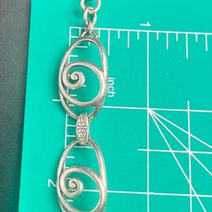 Y2K Brighton Silver Tone Spiral Scrollwork Link Bracelet Heart image 6