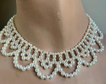 White Faux Pearl Scalloped Bib Statement Collar Hook Clasp Necklace Vtg 1950s