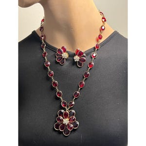 Vintage Ruby Red Floral Pendant Necklace and Clip-on Earrings Jewelry Set