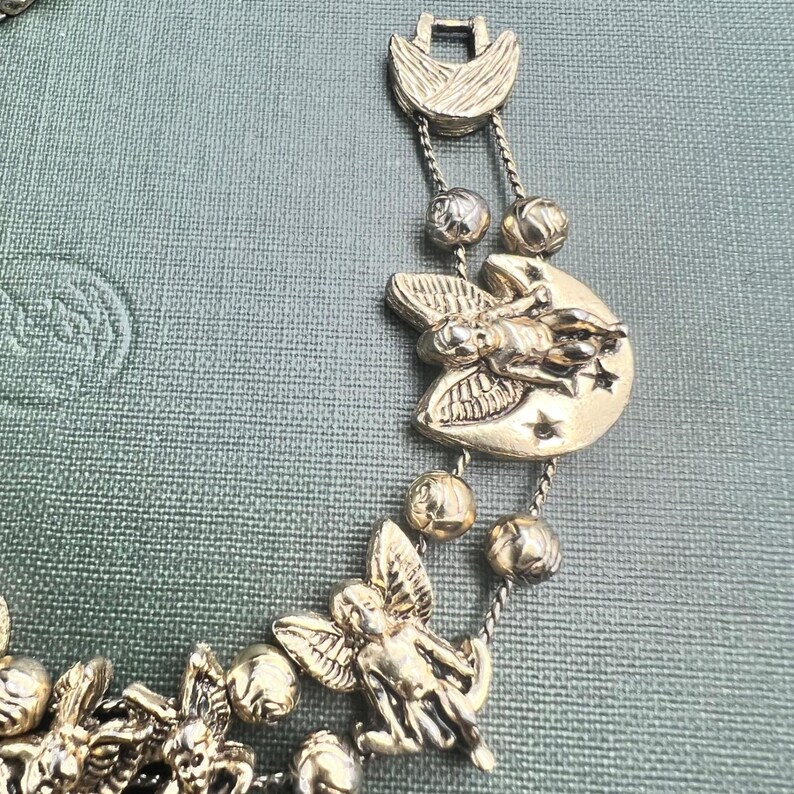 Vintage Yechang Cherub Angel Moon Heart Gold Tone Double Strand Charm Bracelet Bild 3