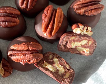 Sugar Free Vegan Chocolates | Low Carb Keto Chocolate Gift Box (9 or 16 pcs) | Artisan Diabetic Friendly Chocolate