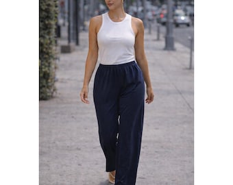 Pantalones Issey Miyake Fete para mujer, talla 03, color negro, excelente corte recto con elástico.