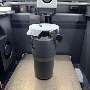 Tapa protectora con pajita para vasos Stanley Iceflow de 20 oz y 30 oz - Diseño nuevo y mejorado imagen 1