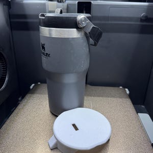 Tapa protectora con pajita para vasos Stanley Iceflow de 20 oz y 30 oz - Diseño nuevo y mejorado imagen 5