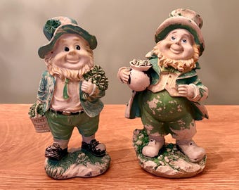 Set di statuette vintage di folletti per il giorno di San Patrizio • Alte 5,5 e 6 pollici