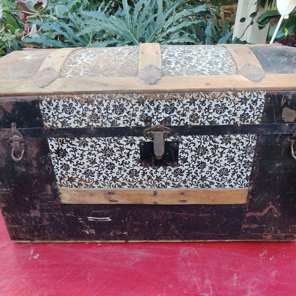 Antique Humpback Trunk Etsy